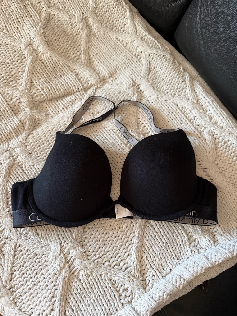 Calvin Klein Women's Black Molded T-Shirt Bra